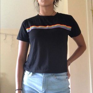 Basic rainbow stripe tee